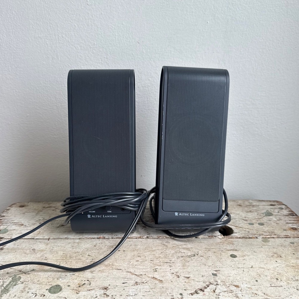 Altec Lansing VS2220 Powered Audio System Computer Speakers Charcoal Grey Wired